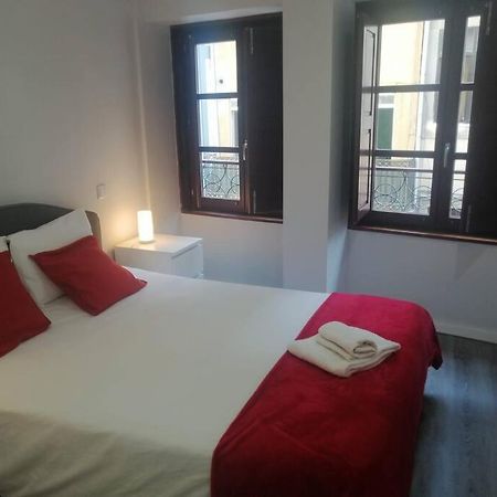 Torre Dos Clerigos Apartment Порту Екстер'єр фото